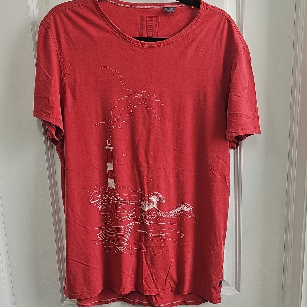 Ben Sherman Red Short Sleeve Tee with Artistic Design
